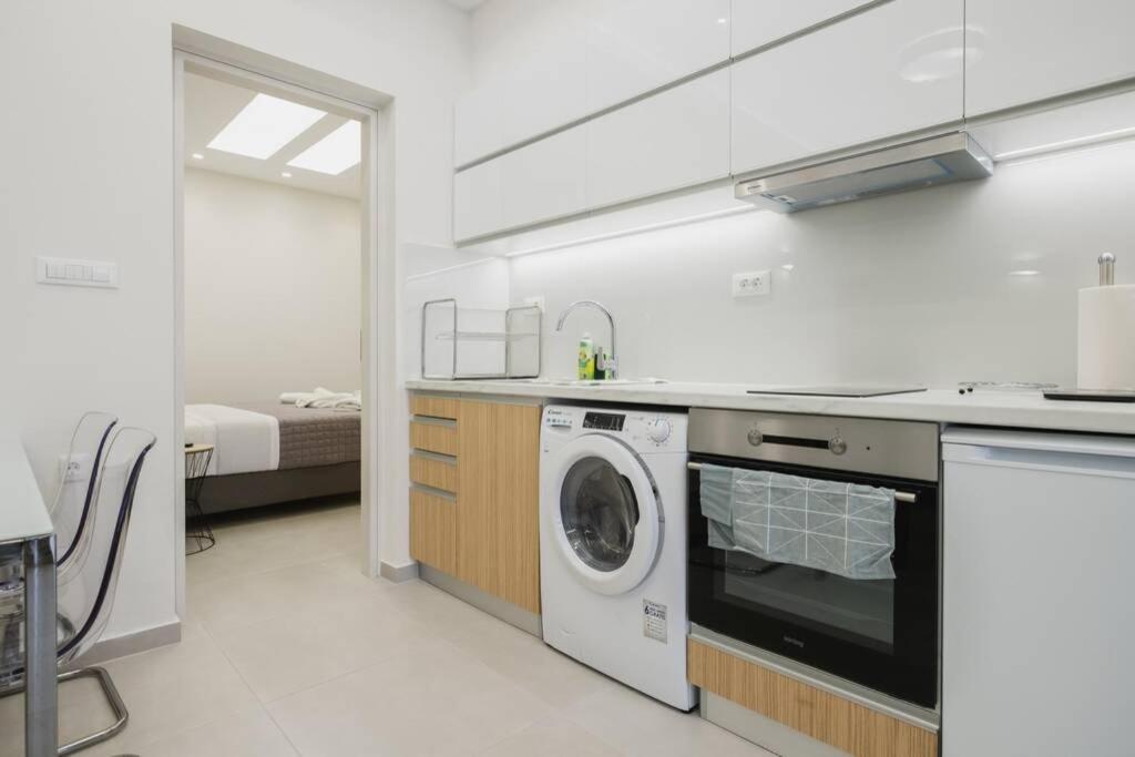 Peris 3 - Central Apt Near Old Town - Ac, Wifi Chania  ภายนอก รูปภาพ