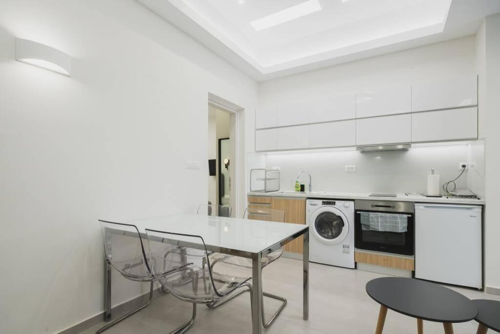 Peris 3 - Central Apt Near Old Town - Ac, Wifi Chania  ภายนอก รูปภาพ